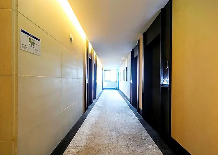 Brown-dot Sinho Oceanpark 3* Busan